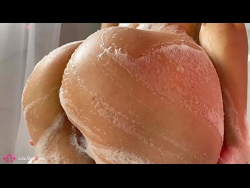 ❤️ Zeshkania masturbon pidhin me vibrator deri në orgazmë intensive në dush Porno ruse në sq.vlad-massage-salon.ru ﹏